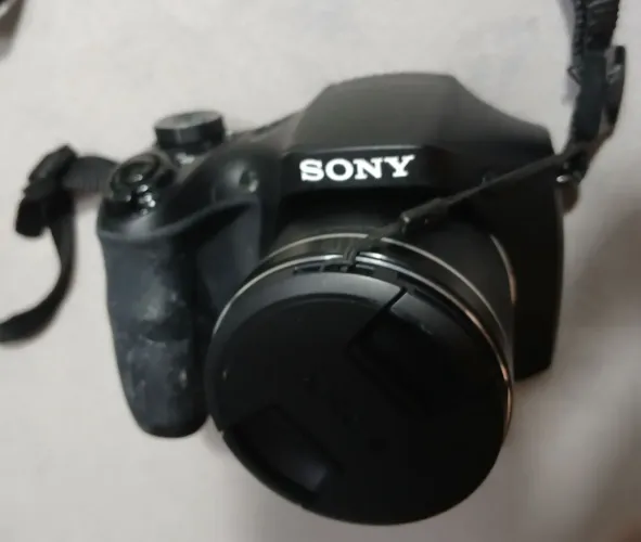 Camera Sony DSC H300