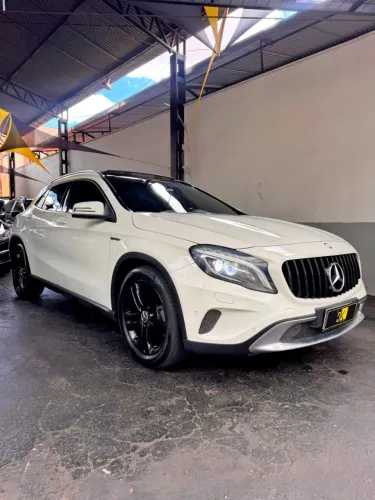 Mercedes-Benz GLA 250 Sport 2.0 TB 16V 4X2 211cv Aut. 2015