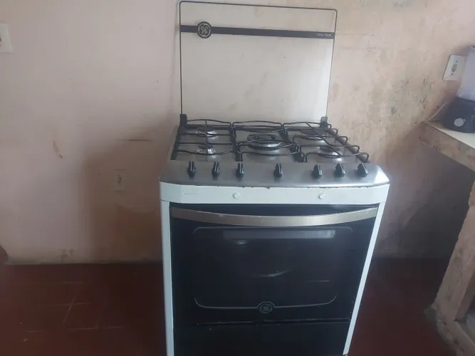 Fogão 5.bocas não é elétrico