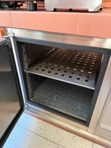 Geladeira de Embutir para Restaurante/Bar Inox 304