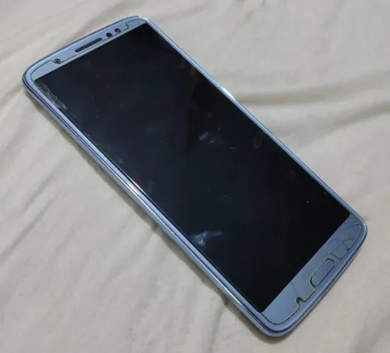 Celular Moto G6 Plus