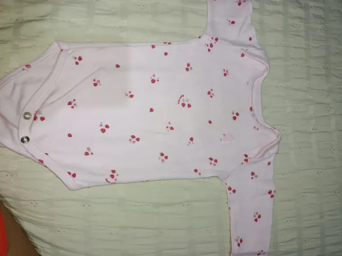Roupa de bebê menina
