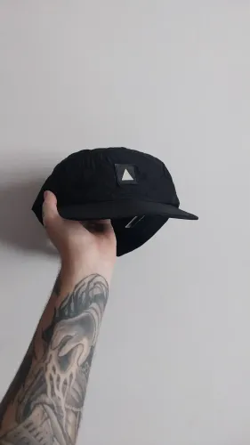 Boné 5 panel pool
