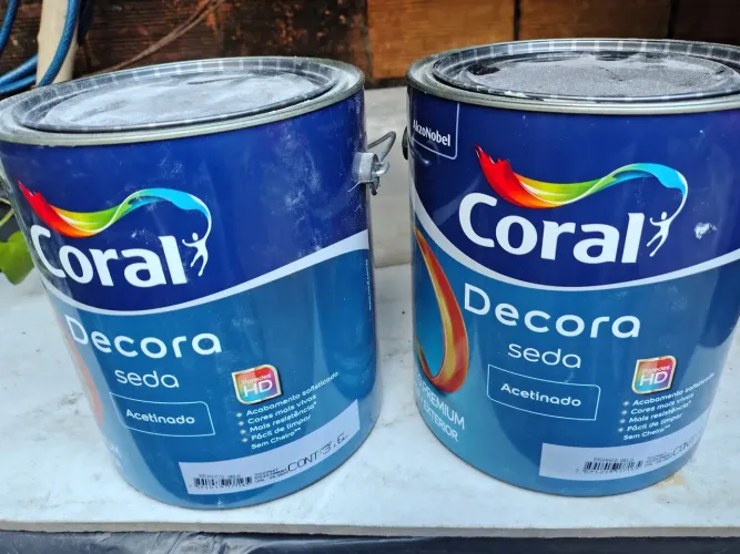 Tinta coral acetinado