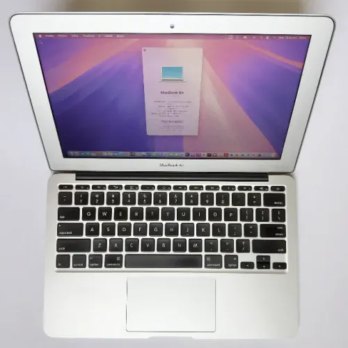 MacBook Air / 8GB, macOS Sequoia, bem conservado