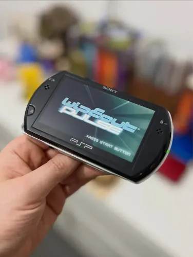 PSP GO - CONSERVADO!
