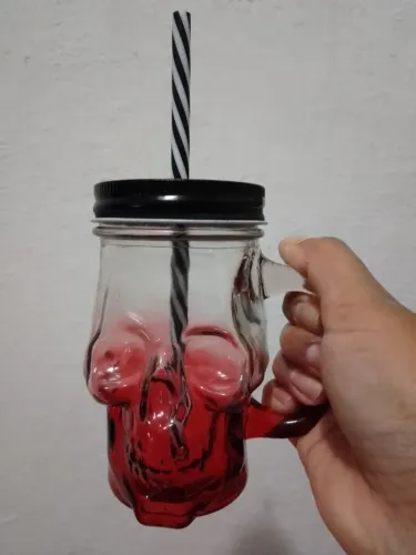 Caneca caveira