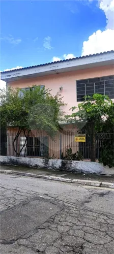 Imóvel Multi familiar na Zona Norte: 2 lotes com 3 casas independentes