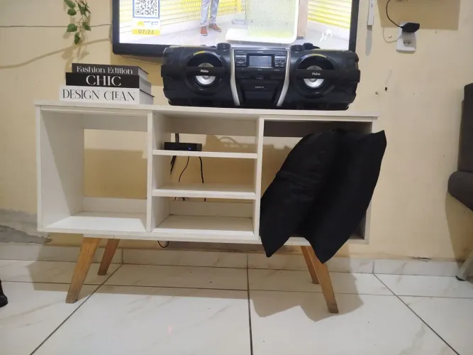 Rack retro em MDF