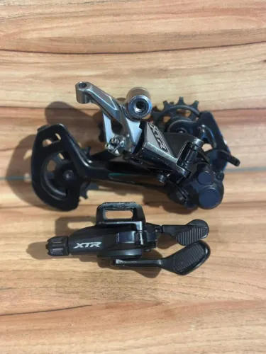 Câmbio e Trocador Shimano XTR