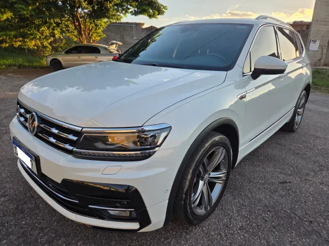 Volkswagen Tiguan Allspac R-line 350 TSI 2.0 4X4 2021