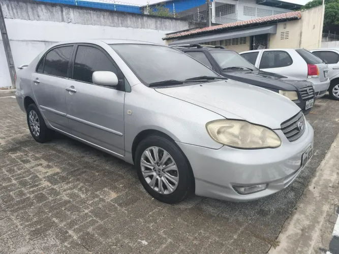 Toyota Corolla XLI 1.6 16V 110cv Mec. 2003