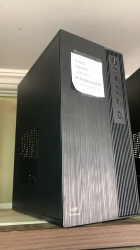 PC pronto para escritório