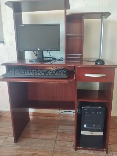 computador processador Intel celeron, CPU 450@2200 GHz ram instalada ,199 Gb 64 bits