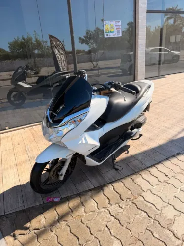 Pcx pouco rodada nova
