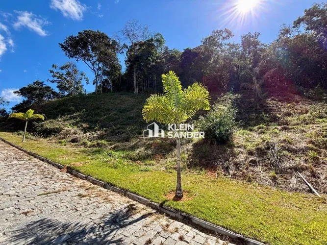 Terreno à venda, 817 m² por R$ 460.000,00 - Amparo - Nova Friburgo/RJ