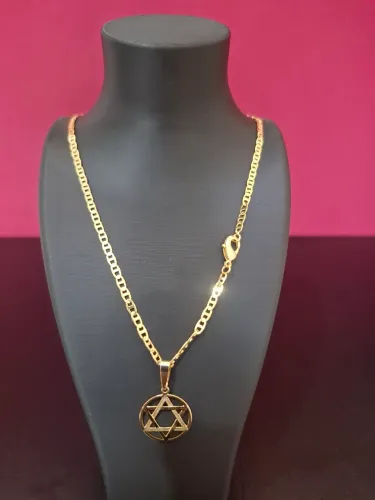 Corrente Piastrine 3mm com Pingente Estrela de Davi Banhada a Ouro 18k