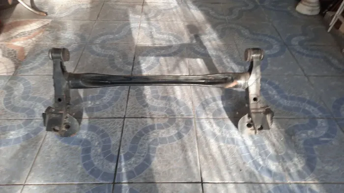 Vendo suspensão traseira para zafira