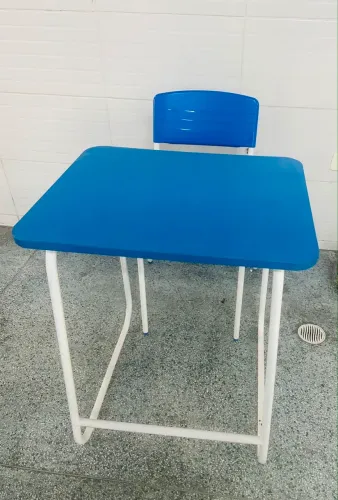 Conjunto Escolar Marca: Rupolo  Tamanho: Adulto