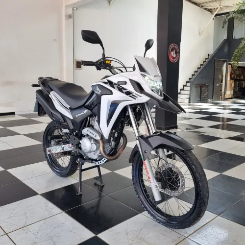 HONDA XRE 300 ABS 2021 BRANCA