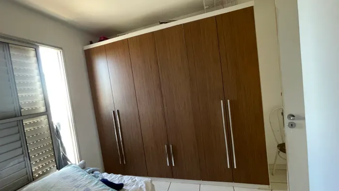 Guarda roupa de casal 