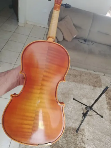 Violino cópia Stradivarius 1716