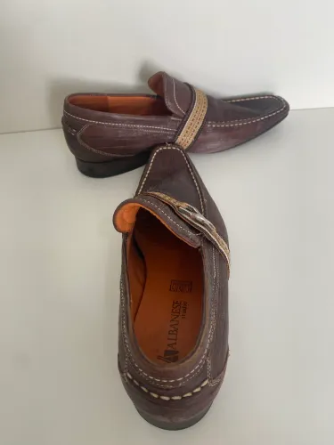 Sapato Albanese