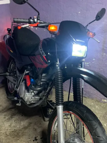 Vendo Bros 150 ano 2008 valor 7500