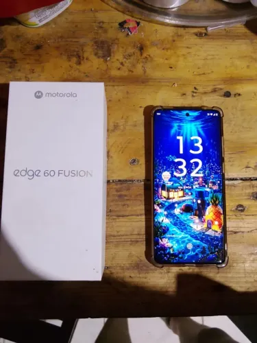 Edge 60 fusiion