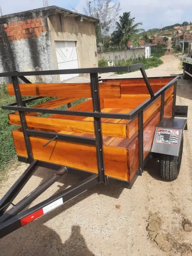 Reboque carrocinha na promoção 