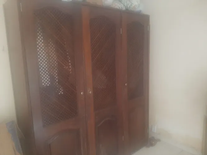 Guarda roupas vendo 2