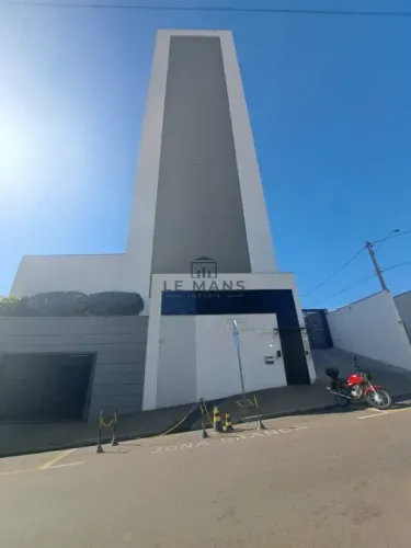Apartamento para alugar no Edifício Studio Holland no bairro Alto em Piracicaba/SP
