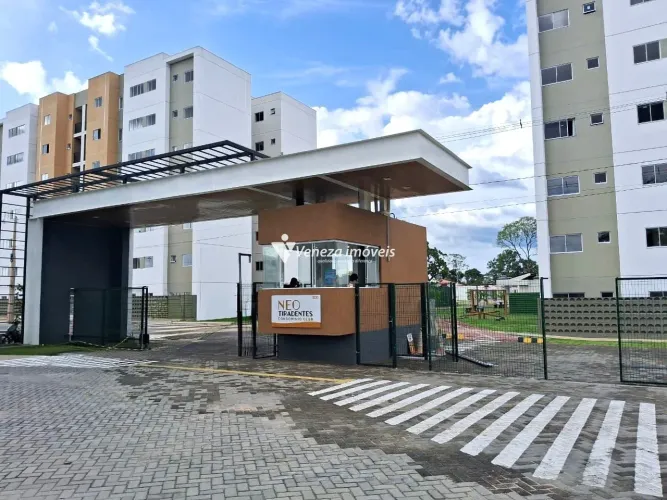 Apartamento para Aluguel com porcelanato no Zoobotânico | Cond. Neo Tiradentes