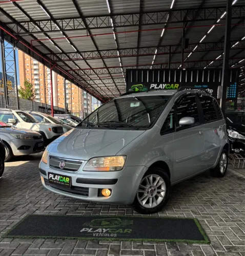 Fiat Idea ELX 1.4 MPI Fire Flex 8V 5P 2010