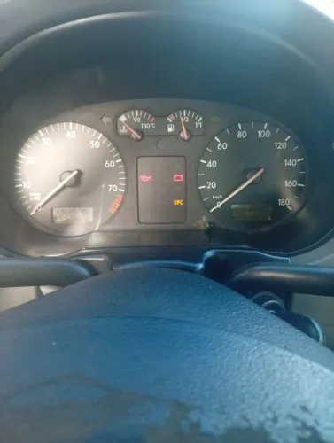 Volkswagen Gol Geração III Power 1.0 MI 16V Gasolina Mec. 4P 2002