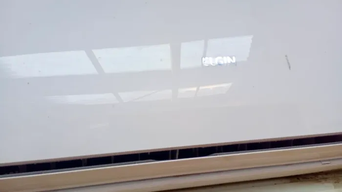 AR CONDICIONADO 18.000 BTUs (semi novo)