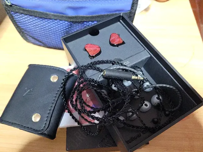 Fone de ouvido Truthear Zero Red Crinacle
