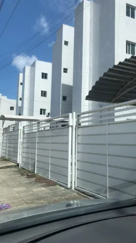 Apartamento no João Paulo II, 2 quartos e condomínio incluso R$ 800