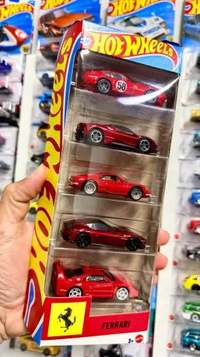 Kit Hot Wheels Ferrai