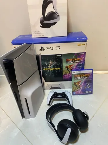 PS5 Slim com Leitor de disco + brinde pulse elite