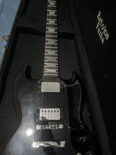 GUITARRA EPIPHONE GIBSON SG PRETA 1995 COM CASE