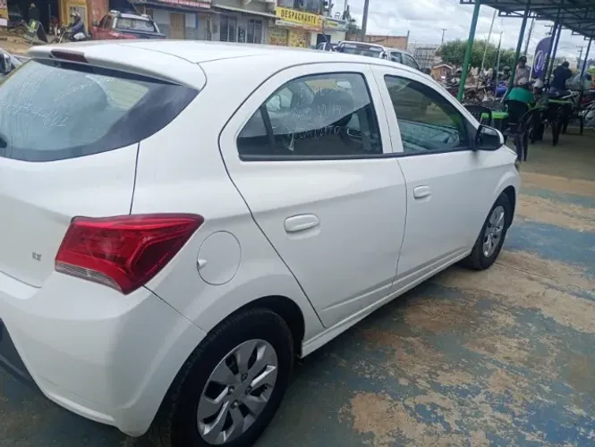 Chevrolet Onix Hatch LT 1.0 8V Flex Mec. 4P 2019