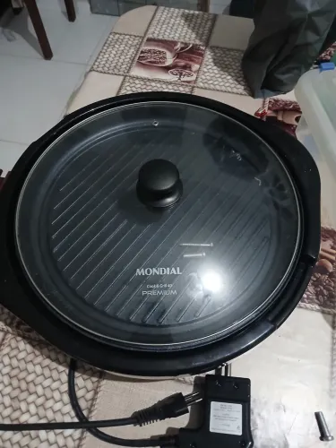 Cook & Grill 40 Premium (127 v) Nunca usado.