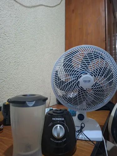 Combo liquidificador mais ventilador apenas 130 reais pra retirada
