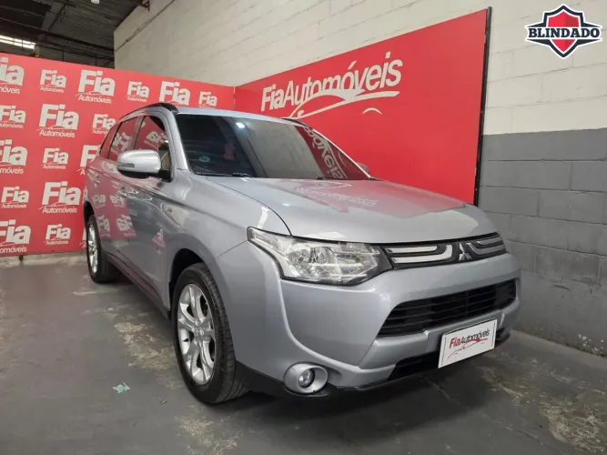 Mitsubishi Outlander 3.0/ GT 3.0 V6 Aut. 2015