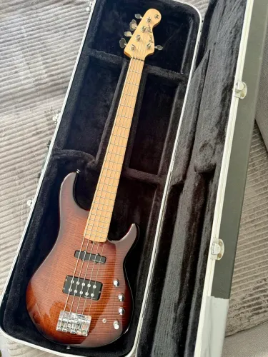 Baixo Music Maker 5 cordas ativo