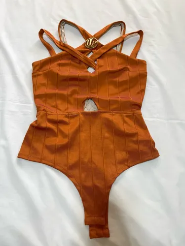 Body lança perfume TAM M