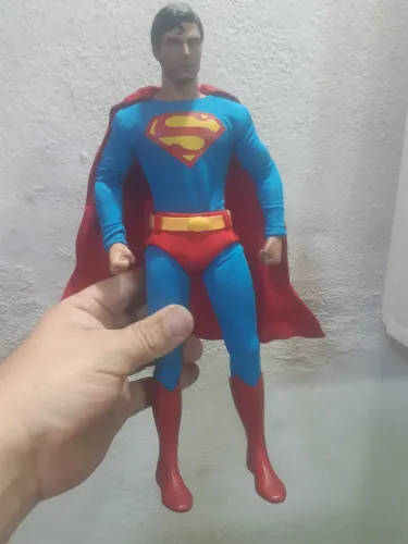 Superman 1/6 hot toys