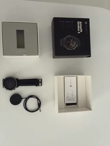 Relógio smartwatch Stratus 3