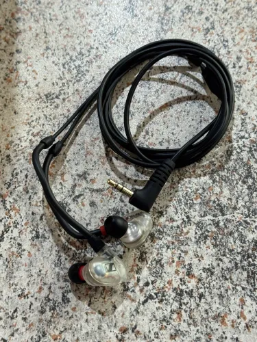 Fone de ouvido Sennheiser IE 100 Pro
